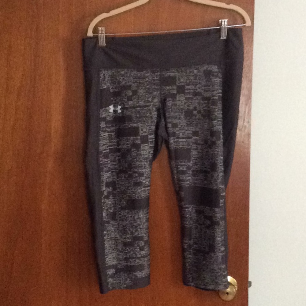 Woman cropped pant